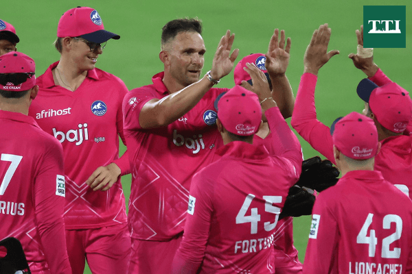 sa20-eliminator-paarl-royals-power-past-super-kings-to-keep-title-hopes-alive